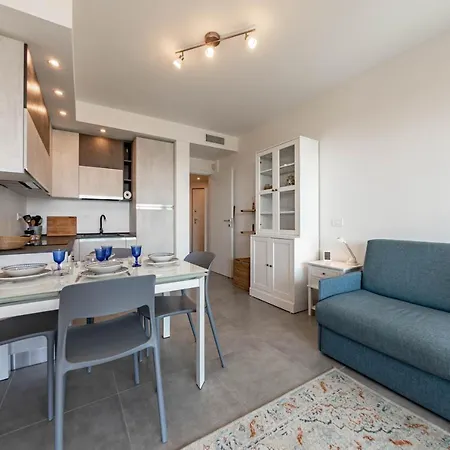 H11 Luxury 8a - Porto - Piscina - Jacuzzi Appartement *